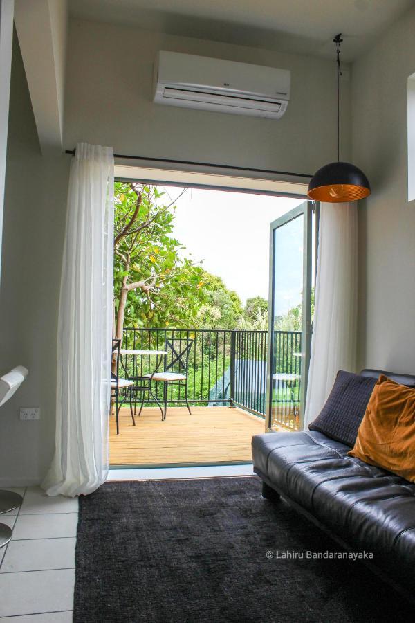 Ostend Le Chalet Waiheke Apartments מראה חיצוני תמונה
