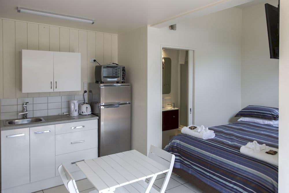 Ostend Le Chalet Waiheke Apartments מראה חיצוני תמונה