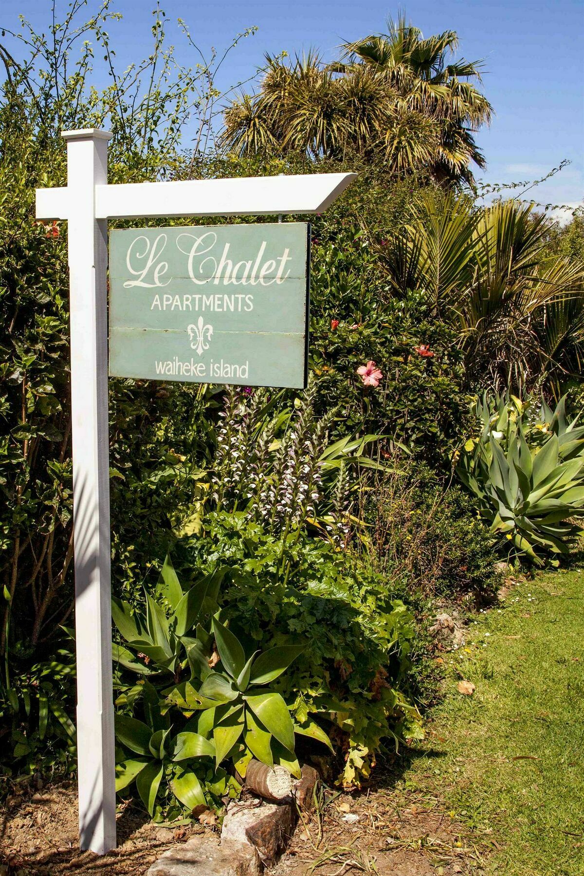 Ostend Le Chalet Waiheke Apartments מראה חיצוני תמונה